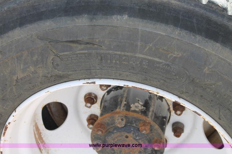 image for item AO9664 1987 Freightliner FLC-64T semi truck