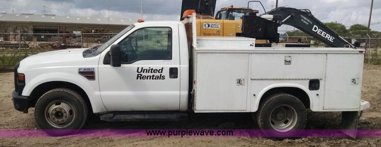 image for item AY9487 2008 Ford F350 Super Duty XL utility truck