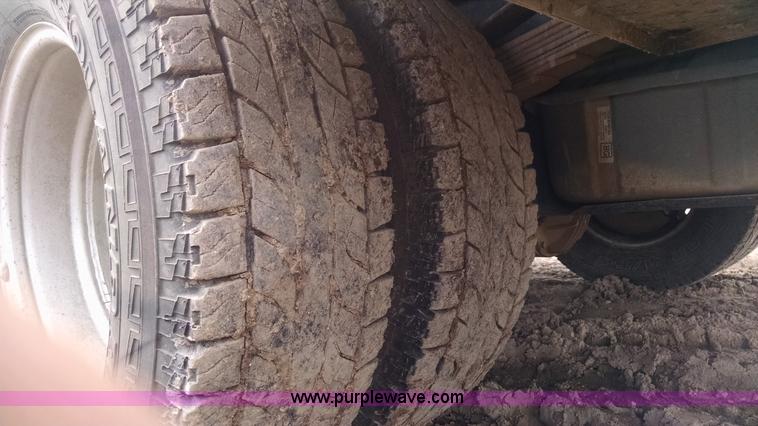 image for item AY9487 2008 Ford F350 Super Duty XL utility truck