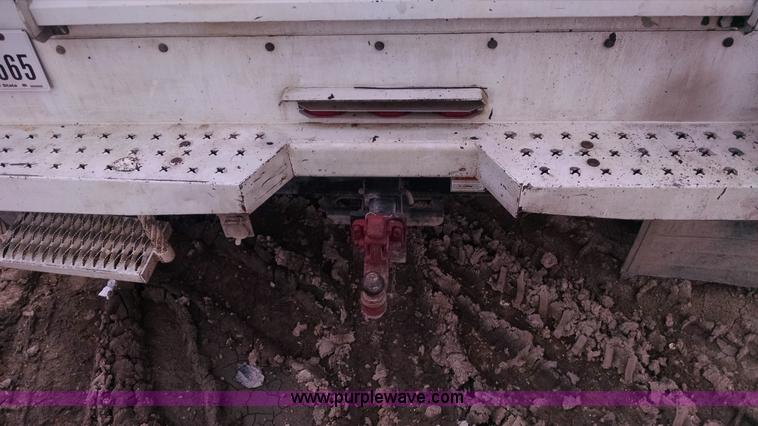 image for item AY9487 2008 Ford F350 Super Duty XL utility truck