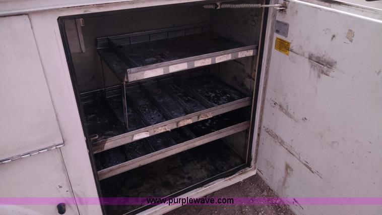 image for item AY9487 2008 Ford F350 Super Duty XL utility truck