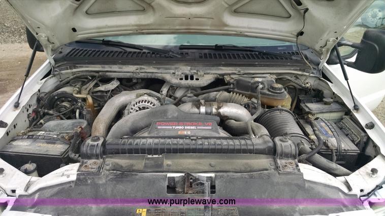 image for item AY9488 2004 Ford F350 Super Duty SuperCab utility truck