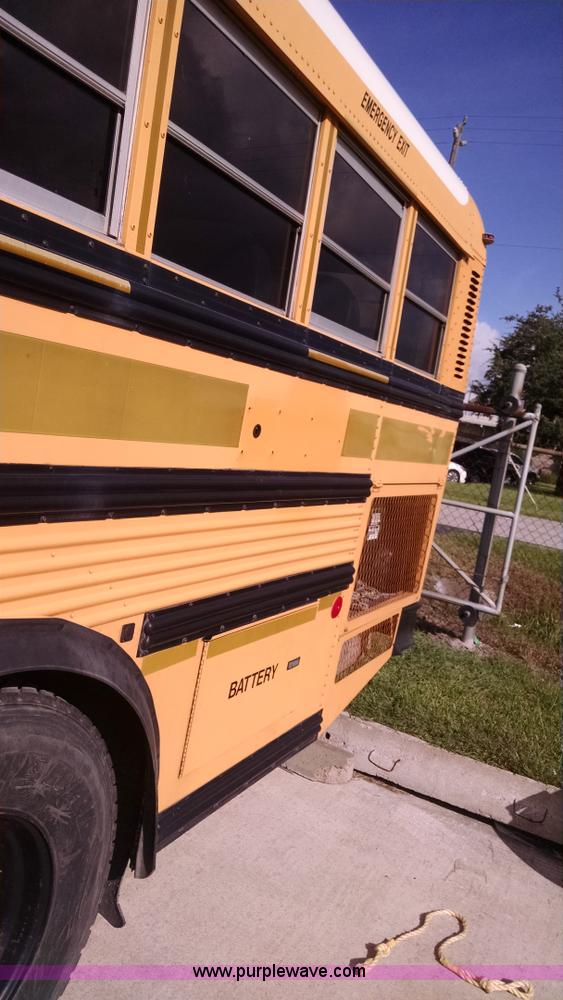 image for item AY9489 1998 Thomas Built school bus