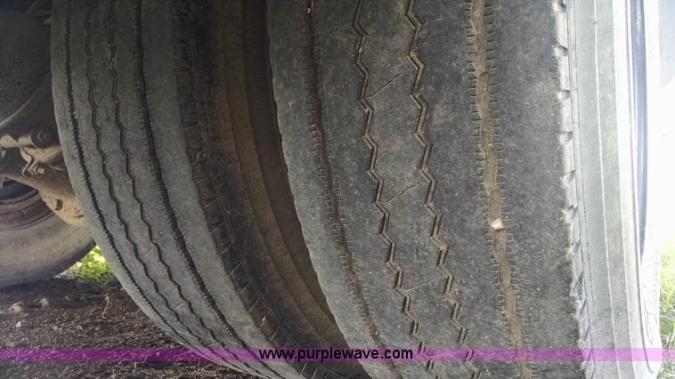 image for item AY9490 1996 Thomas Built school bus