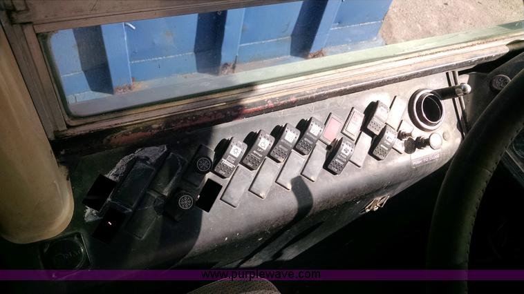 image for item AY9490 1996 Thomas Built school bus