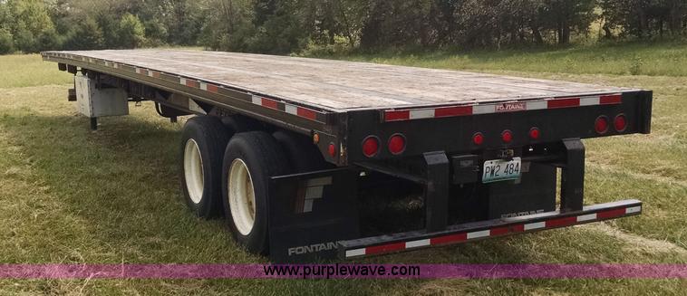 image for item AY9497 2007 Fontaine flatbed trailer