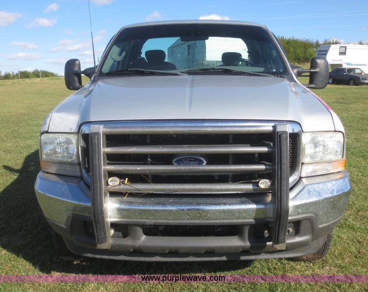 image for item D2171 2004 Ford F250 SuperCab pickup truck