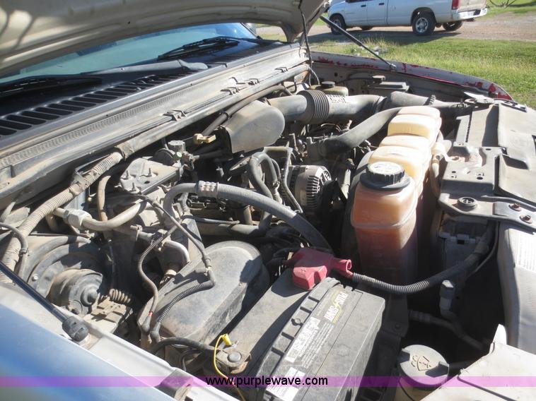 image for item D2171 2004 Ford F250 SuperCab pickup truck