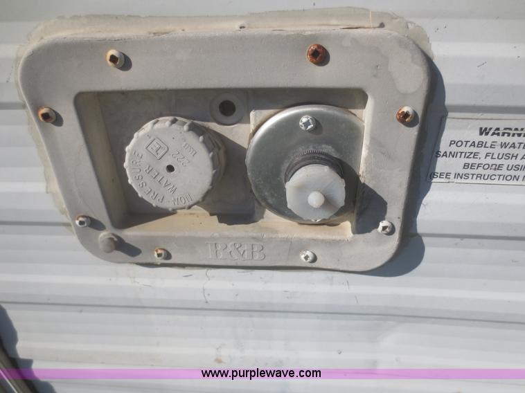 image for item D2173 2000 Fleetwood 2855 Terry RV