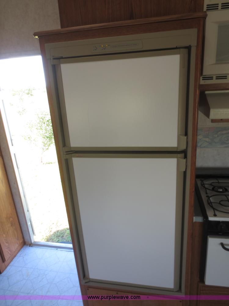 image for item D2173 2000 Fleetwood 2855 Terry RV