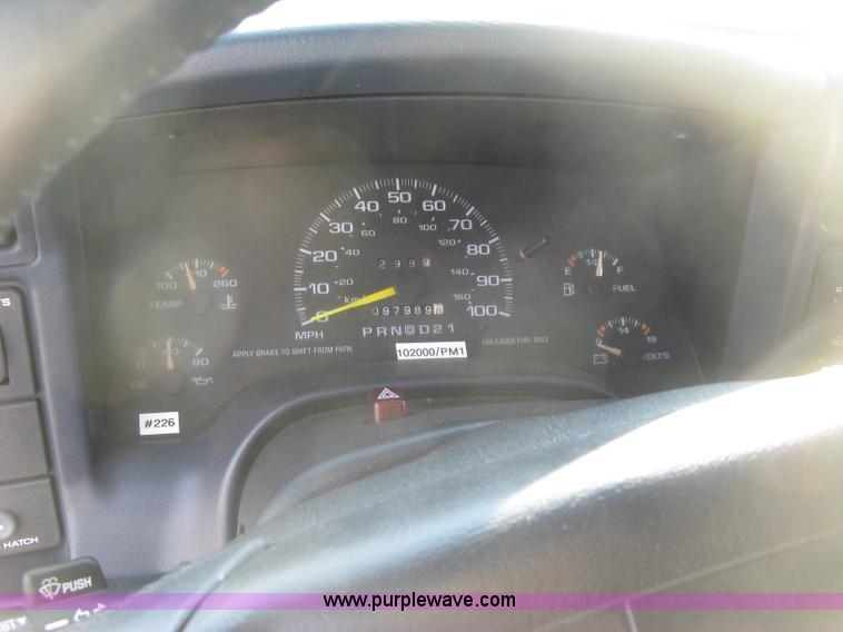 image for item E7993 1996 Chevrolet Blazer LS SUV