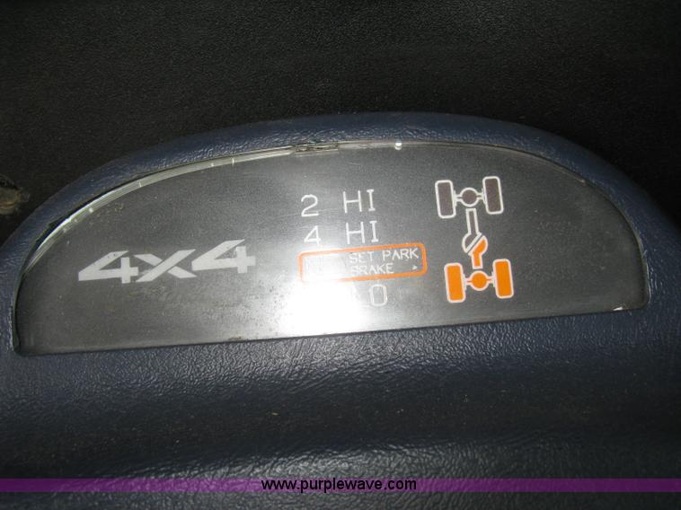 image for item E7993 1996 Chevrolet Blazer LS SUV