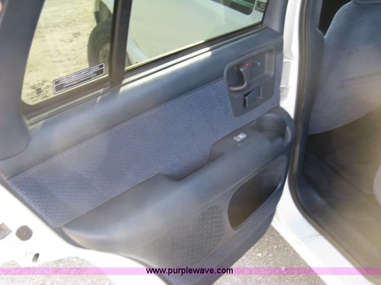 image for item E7993 1996 Chevrolet Blazer LS SUV