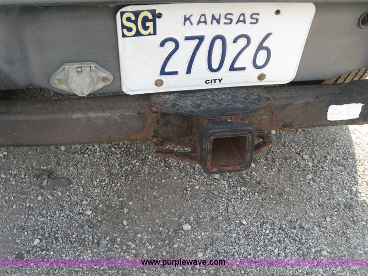 image for item E7993 1996 Chevrolet Blazer LS SUV