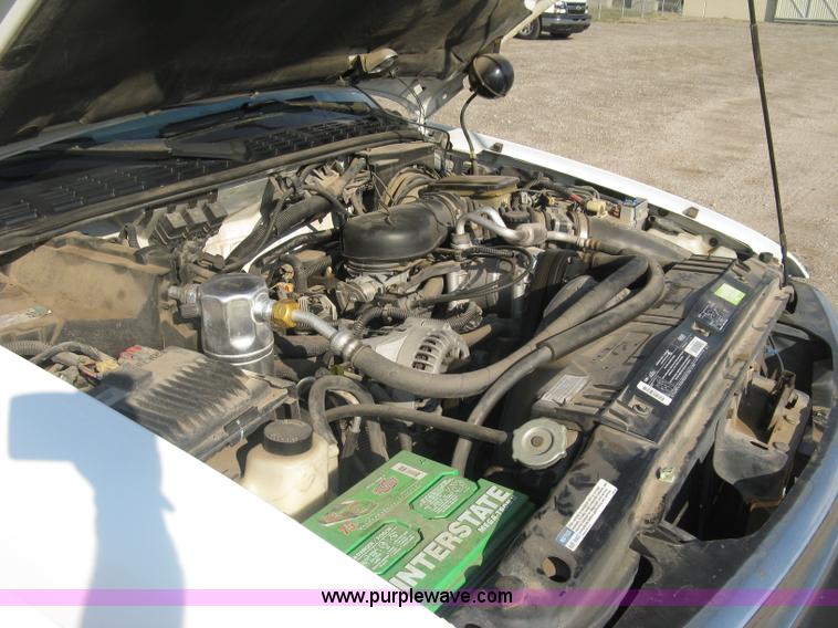 image for item E7993 1996 Chevrolet Blazer LS SUV