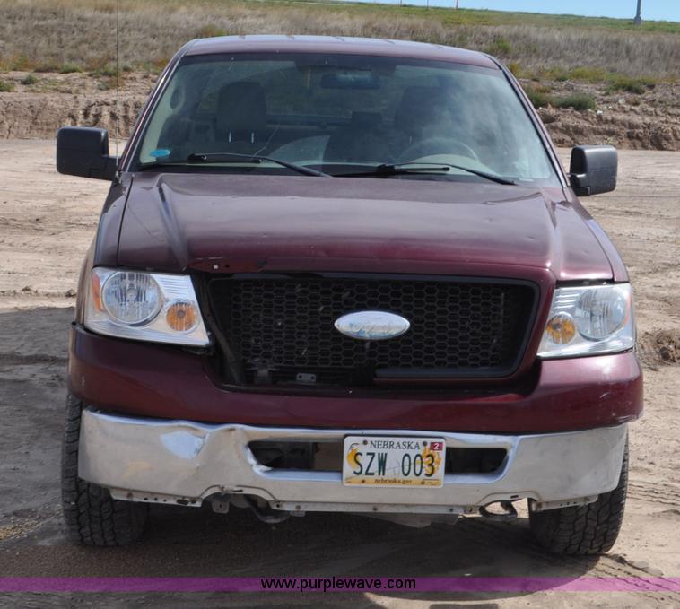 image for item F2067 2006 Ford F150 SuperCab pickup truck