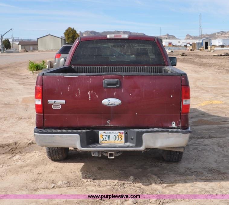 image for item F2067 2006 Ford F150 SuperCab pickup truck