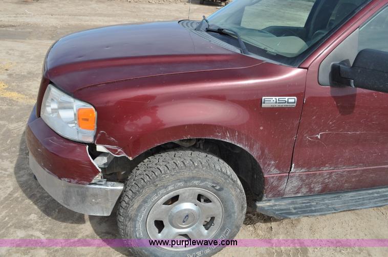 image for item F2067 2006 Ford F150 SuperCab pickup truck