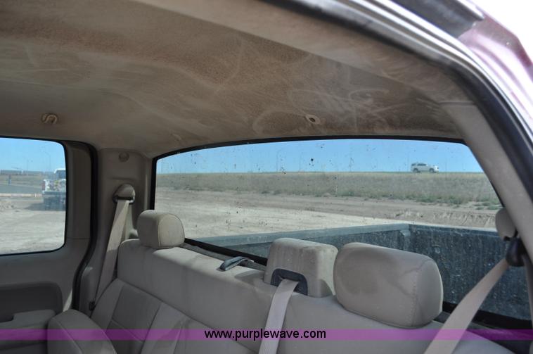 image for item F2067 2006 Ford F150 SuperCab pickup truck