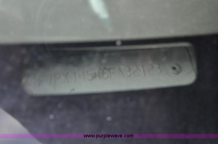 image for item F2067 2006 Ford F150 SuperCab pickup truck