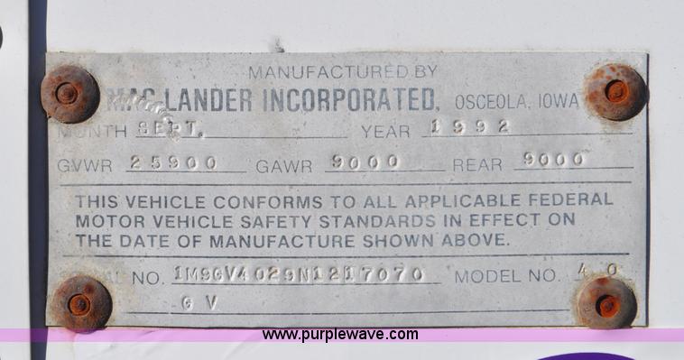 image for item F2070 1992 Mac-lander enclosed trailer