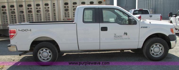 image for item G9086 2010 Ford F150 XL SuperCab pickup truck