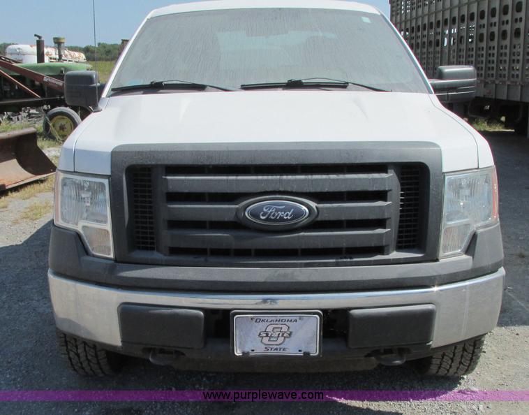image for item G9086 2010 Ford F150 XL SuperCab pickup truck