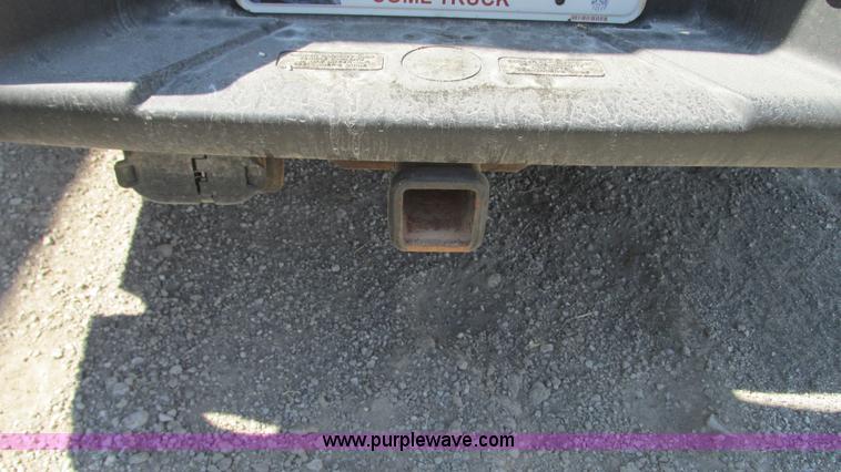 image for item G9086 2010 Ford F150 XL SuperCab pickup truck