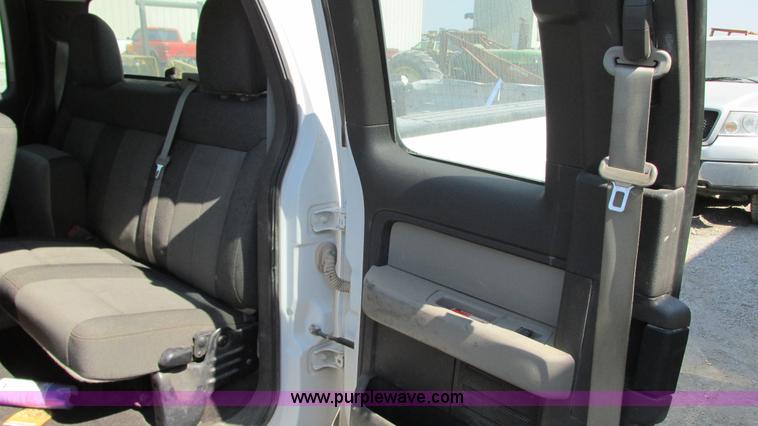 image for item G9086 2010 Ford F150 XL SuperCab pickup truck