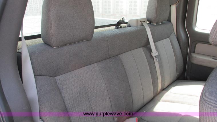 image for item G9086 2010 Ford F150 XL SuperCab pickup truck