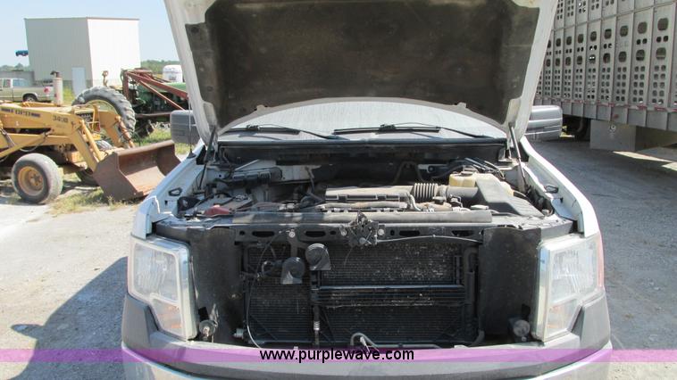 image for item G9086 2010 Ford F150 XL SuperCab pickup truck