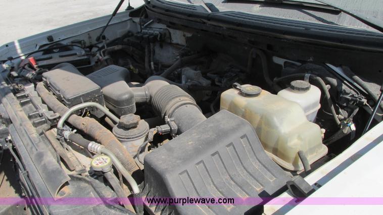 image for item G9086 2010 Ford F150 XL SuperCab pickup truck