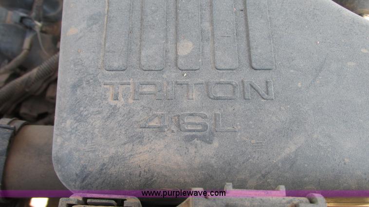 image for item G9086 2010 Ford F150 XL SuperCab pickup truck