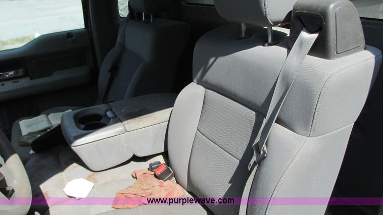 image for item G9087 2005 Ford F150 XLT pickup truck