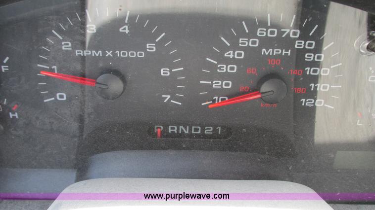 image for item G9087 2005 Ford F150 XLT pickup truck