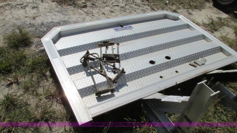 image for item G9090 Road Gear headache rack