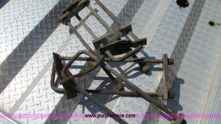 image for item G9090 Road Gear headache rack