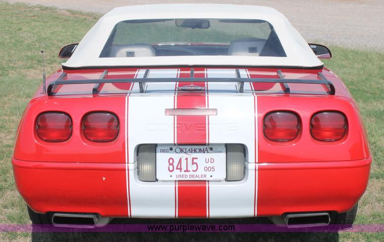 image for item H1717 1992 Chevrolet Corvette convertible
