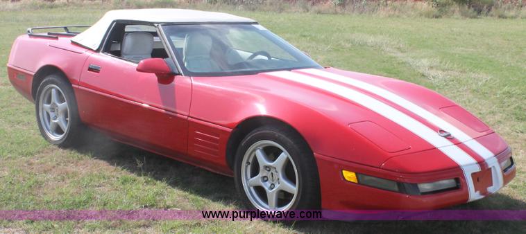 image for item H1717 1992 Chevrolet Corvette convertible