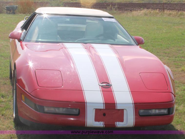 image for item H1717 1992 Chevrolet Corvette convertible
