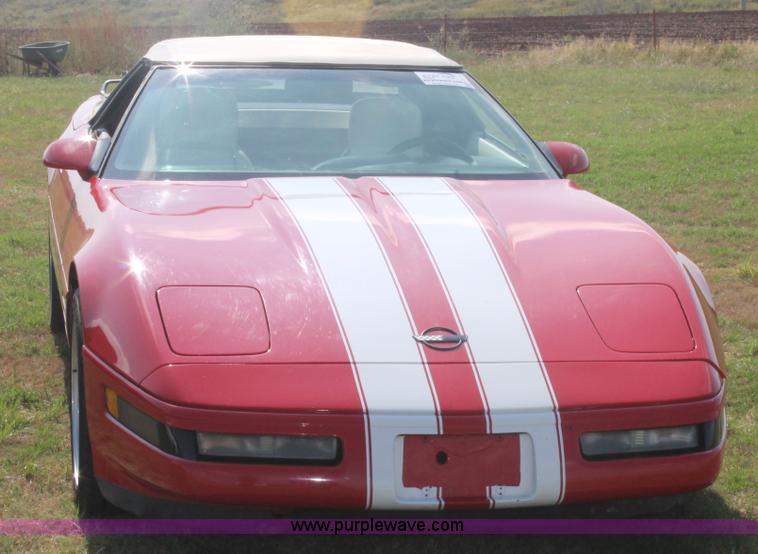 image for item H1717 1992 Chevrolet Corvette convertible