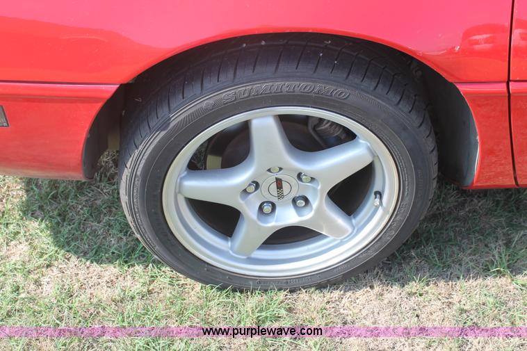 image for item H1717 1992 Chevrolet Corvette convertible