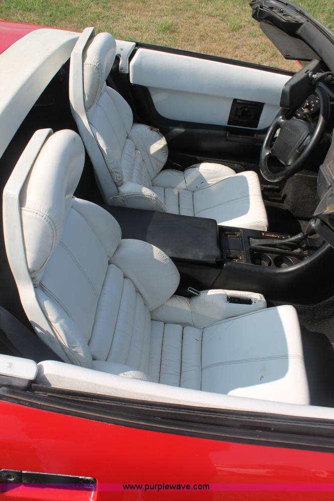 image for item H1717 1992 Chevrolet Corvette convertible
