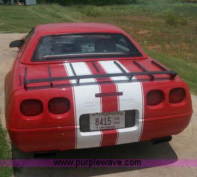 image for item H1717 1992 Chevrolet Corvette convertible