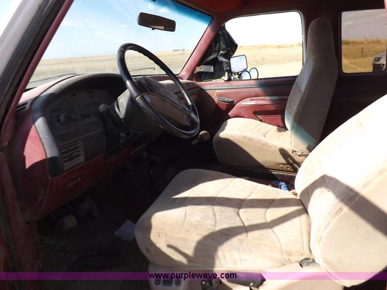 image for item H9090 1997 Ford F250 HD pickup truck