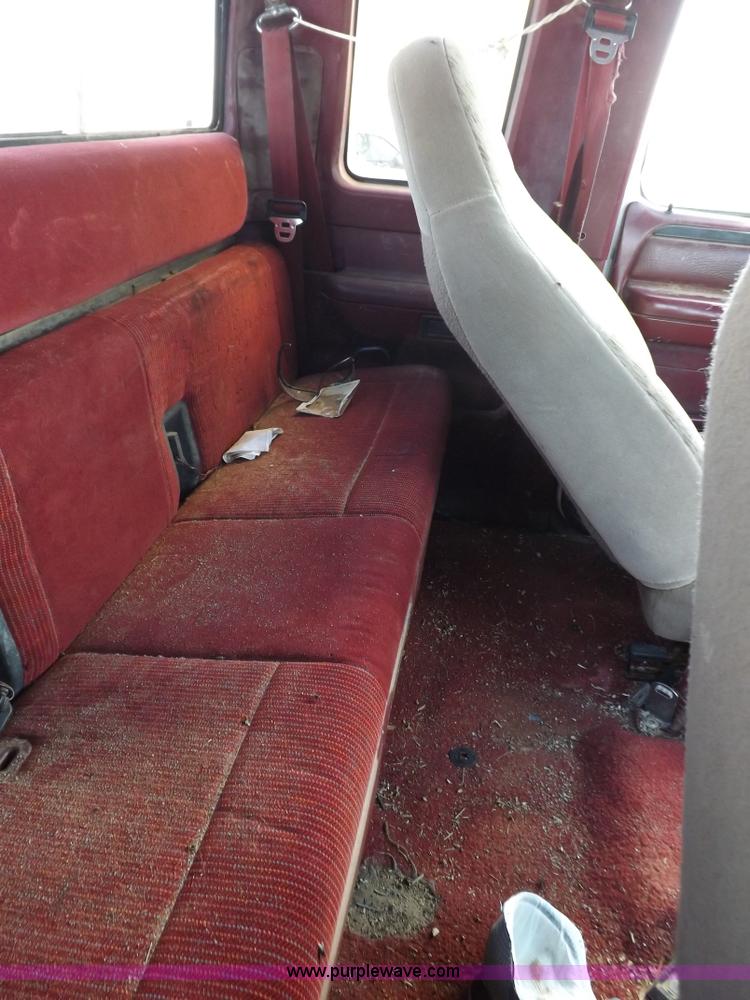 image for item H9090 1997 Ford F250 HD pickup truck