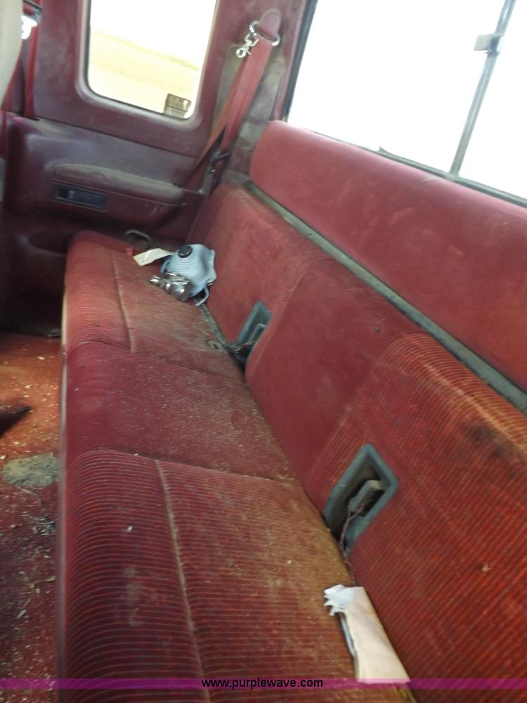 image for item H9090 1997 Ford F250 HD pickup truck