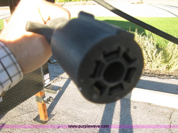 image for item H9488 2014 Maxey gooseneck flatbed trailer