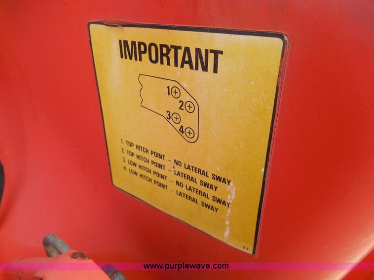 image for item I3310 1985 Case IH 1685 tractor