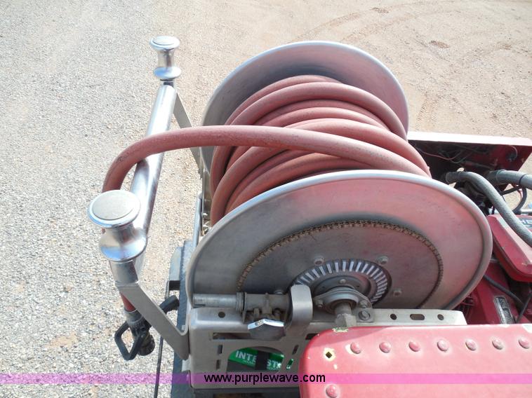 image for item I3311 1988 Chevrolet Silverado 1500 flatbed pickup truck